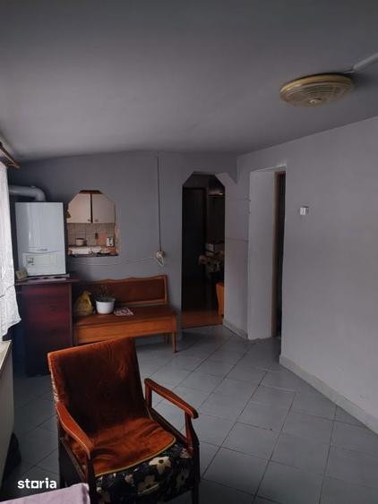 Casă cu 4 camere cu Teren 759 Mp în Central