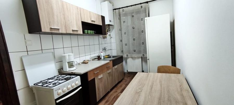 Apartament cu 2 camere decomandat în Luncă
