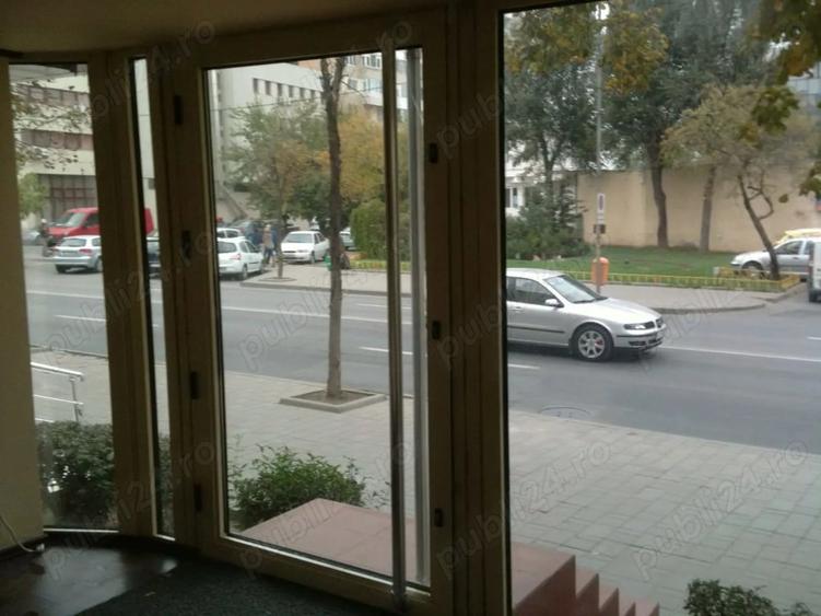 Spațiu comercial, de 78 mp, în Central