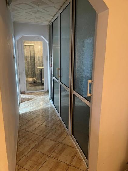 Apartament cu 3 camere decomandat, mobilat în Balș