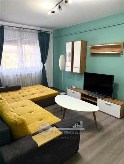 Apartament cu 2 camere decomandat în Galata