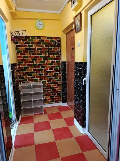 Apartament cu 2 camere semidecomandat în Țiglina 1