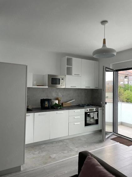 Apartament cu 2 camere semidecomandat în Nufărul