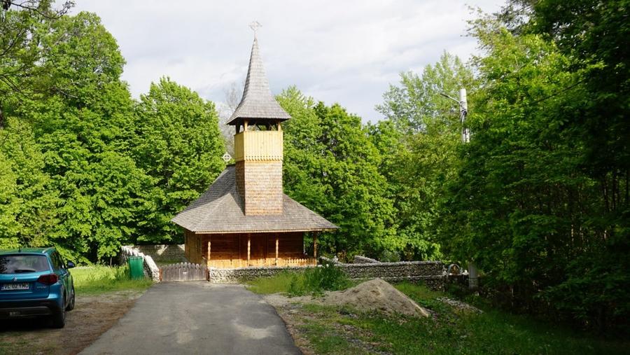 Teren Construcții intravilan de 1255 mp, în Băile Govora