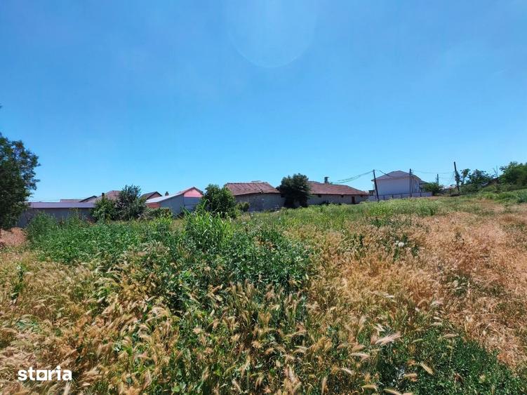 Teren de 10110 mp, în Valu lui Traian