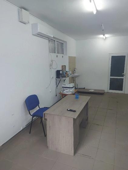 Spațiu comercial, de 55 mp, în Drăgășani