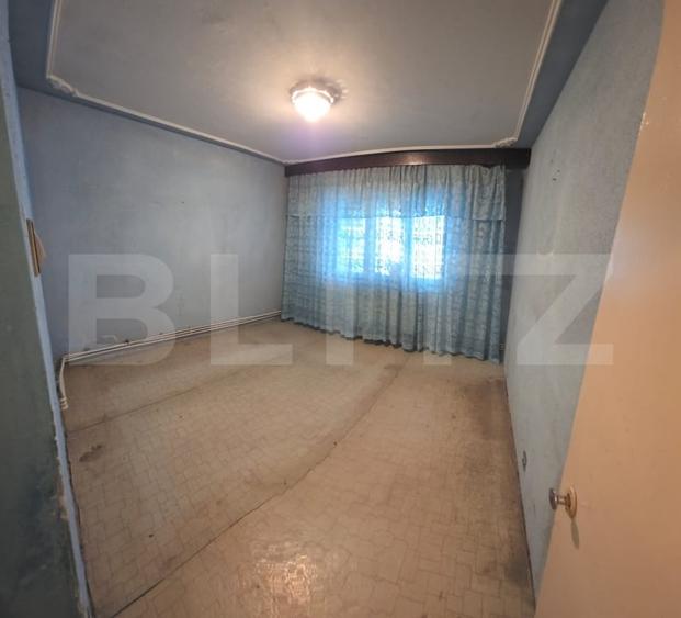 Apartament cu 3 camere decomandat, mobilat în Dancu