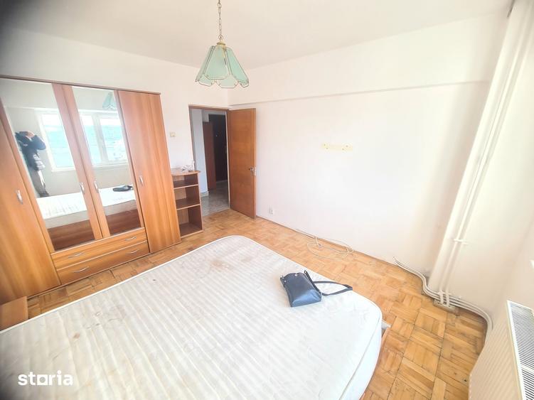 Apartament cu 2 camere decomandat în Vest