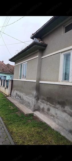 Casă cu Teren 1189 Mp în Central