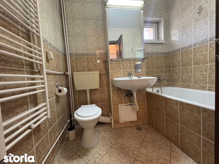 Apartament cu 3 camere semidecomandat în Dorobanți