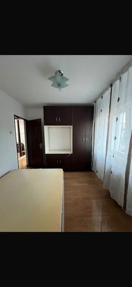 Apartament cu 2 camere semidecomandat în Grigorescu