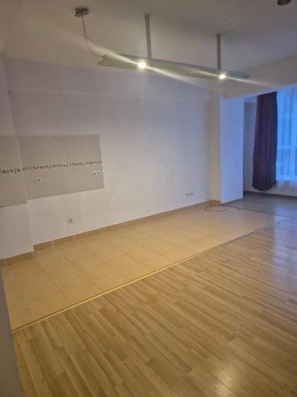 Garsonieră decomandată în Iosia