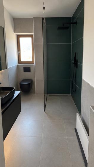 Casă individuală cu 5 camere cu Teren 300 Mp în Berceni