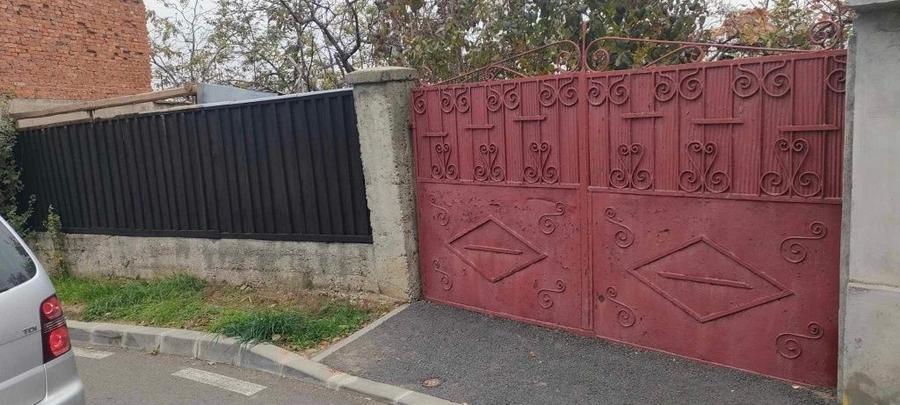 Casă cu 2 camere în Central