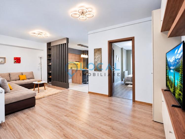 Apartament cu 2 camere semidecomandat, mobilat în Central