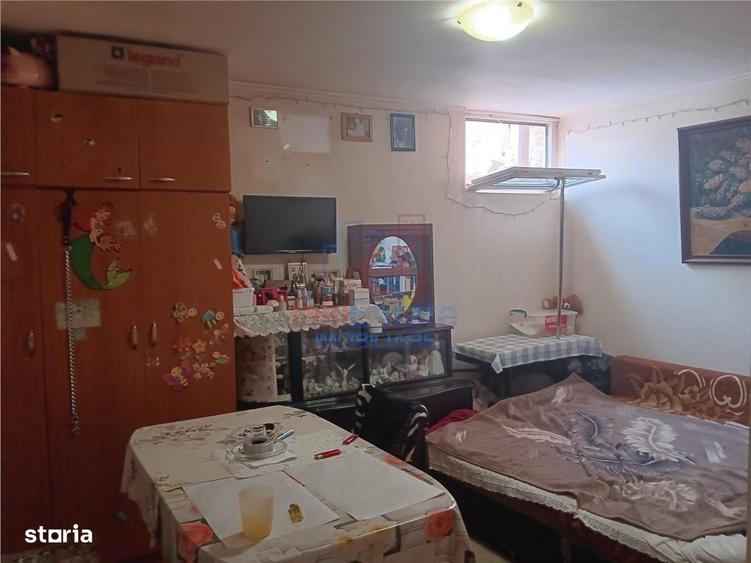 Casă cu 3 camere decomandat în Copou