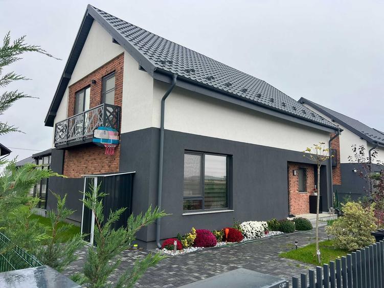 Casă cu 4 camere în Strejnicu