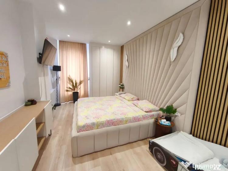 Apartament cu 3 camere decomandat în Ultracentral