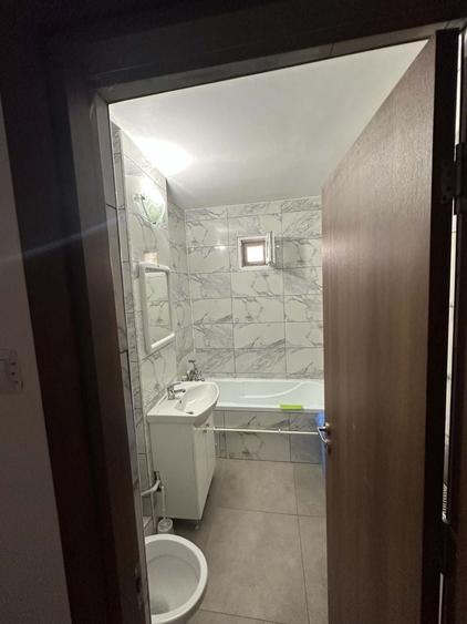 Apartament cu 2 camere în Fetești-Gară