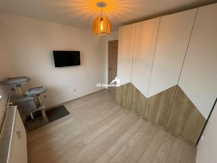 Apartament cu 3 camere semidecomandat în Eroii Revoluției