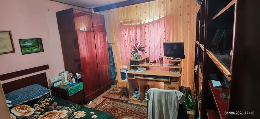 Apartament cu 3 camere decomandat în Energiei