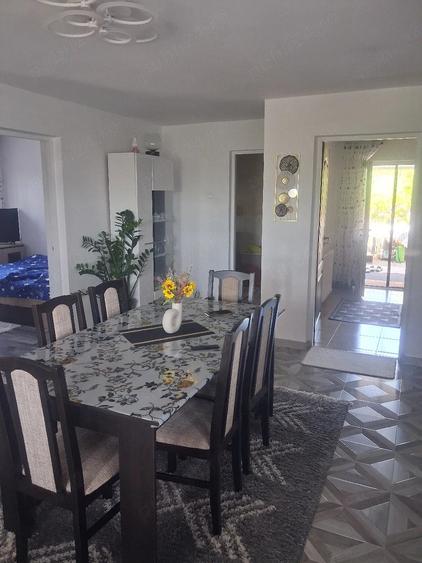 Apartament cu 2 camere semidecomandat în Cezar Petrescu
