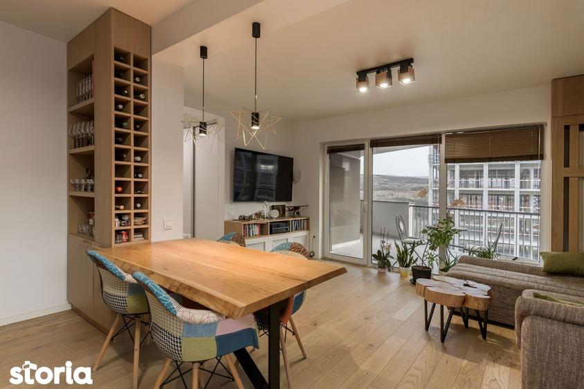 Apartament cu 3 camere, mobilat în Între Lacuri
