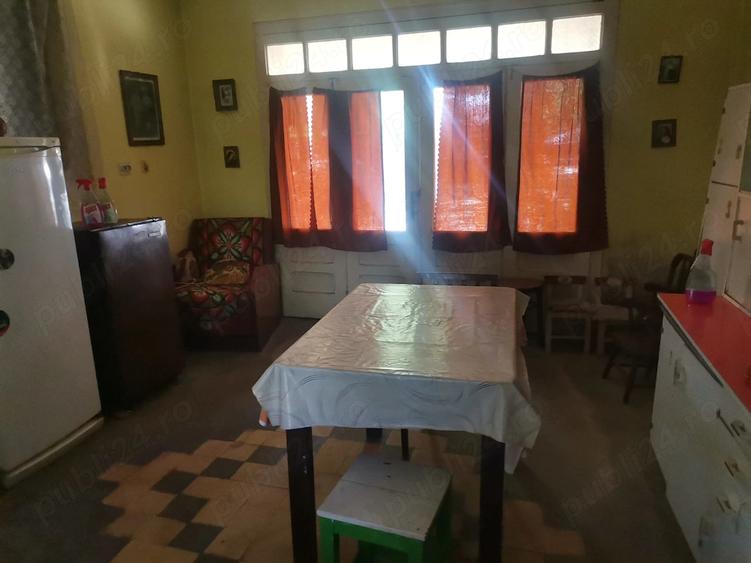 Casă cu Teren 1511 Mp în Central