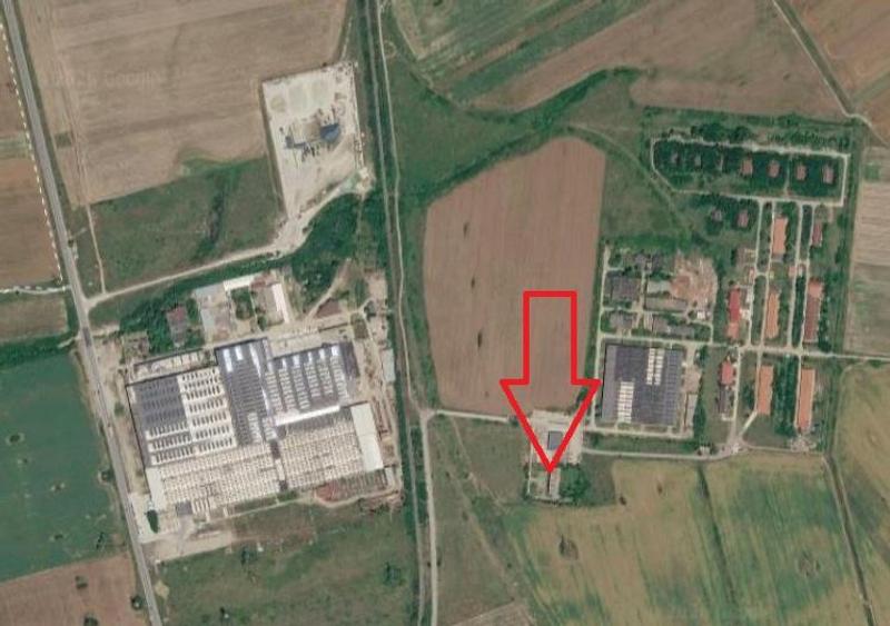 Spațiu comercial, de 721 mp, în Periferie