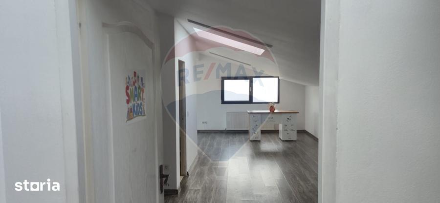 Spațiu comercial, de 55 mp, în Central
