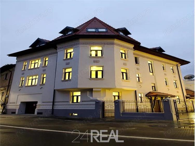 Spațiu comercial, în Romană