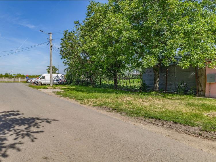Teren Construcții intravilan de 1448 mp, în Cerneteaz