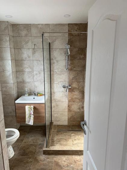 Casă cu 4 camere cu Teren 375 Mp în Central