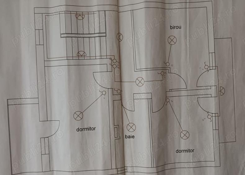 Casă cu 3 camere în Vladimirescu