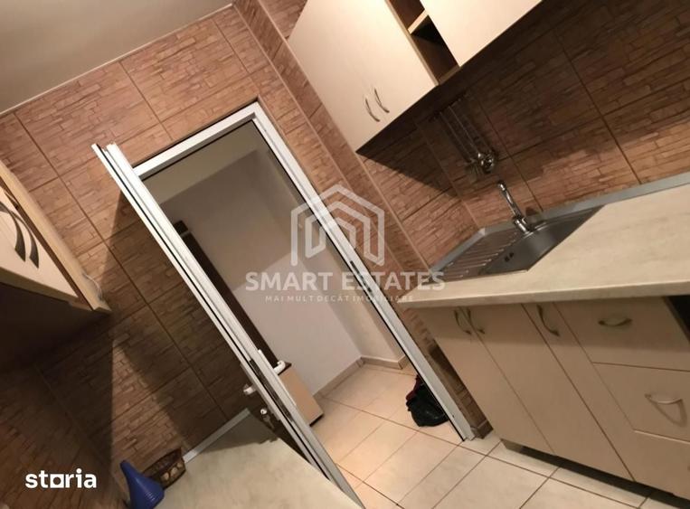 Apartament cu 3 camere decomandat în Berceni