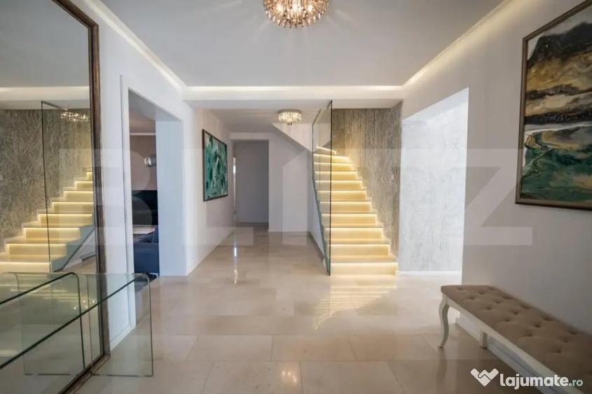 Casă cu 5 camere cu Teren 1577 Mp în Central