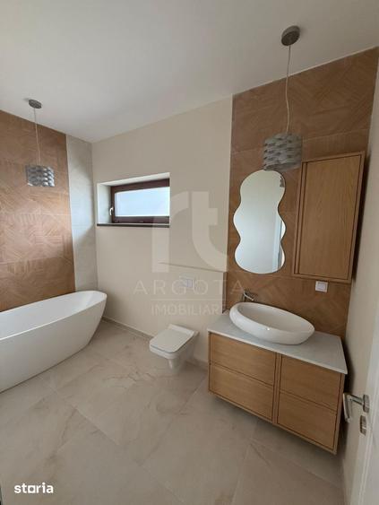 Casă cu 4 camere cu Teren 750 Mp în Vernești