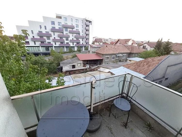 Apartament cu 2 camere semidecomandat în Între Lacuri
