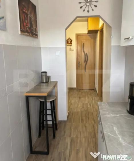 Apartament cu 3 camere decomandat în Dâmbu Pietros
