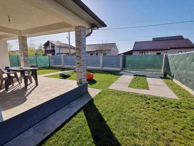 Casă cu 3 camere în Domnești