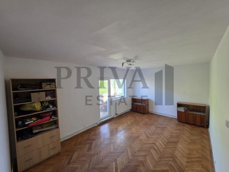 Apartament cu 3 camere decomandat, mobilat în Girocului