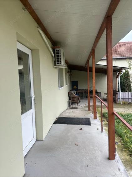 Casă cu 4 camere cu Teren 630 Mp în Ilia