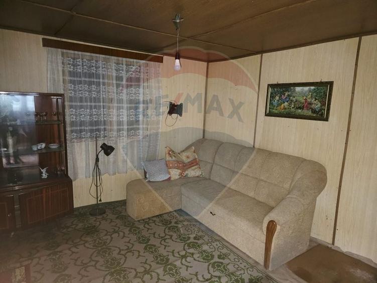 Teren Construcții intravilan de 4516 mp, în Doina
