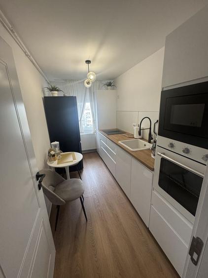 Apartament cu 2 camere decomandat în Aviației