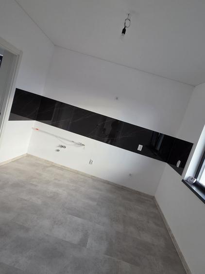 Casă cu 4 camere în Dancu