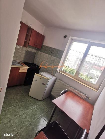 DE INCHIRIAT garsoniera , zona Plopilor Manastur, 18 mp, 195 euro - 10