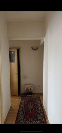Apartament cu 4 camere decomandat în Exterior Vest