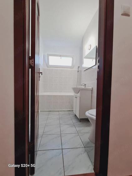 Apartament cu 2 camere semidecomandat în Brazda lui Novac