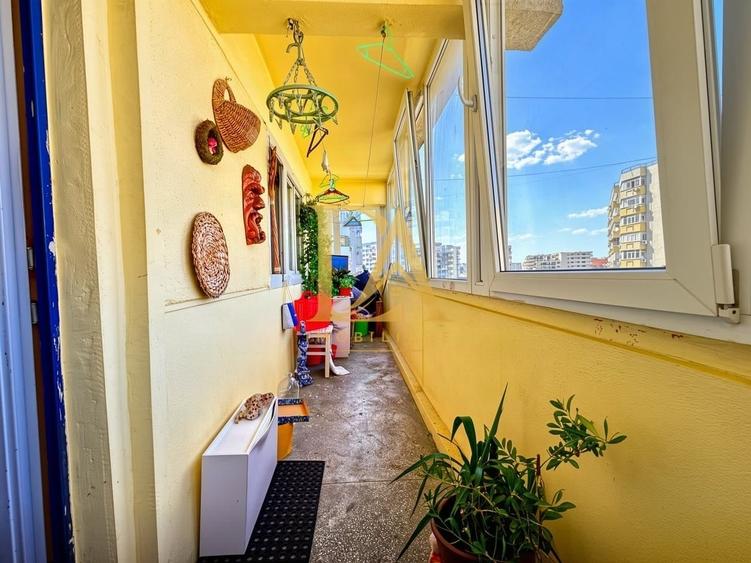 Apartament cu 3 camere decomandat în Titulescu
