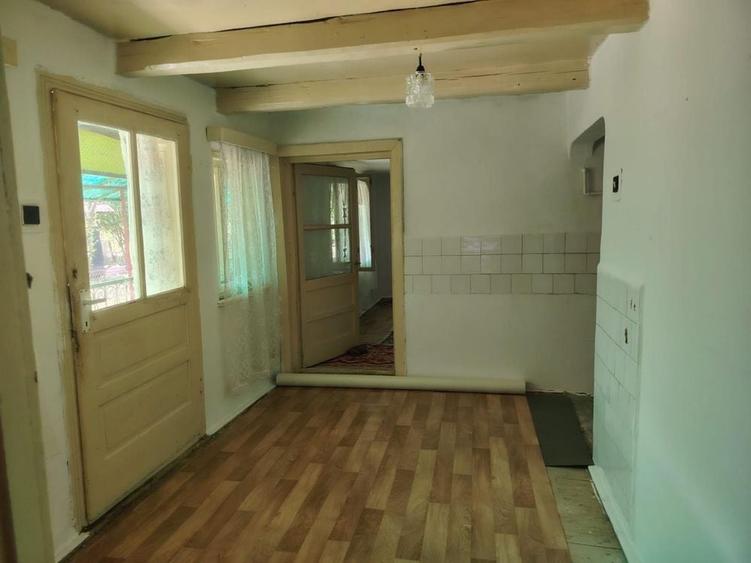 Casă cu 3 camere în Voivodeni